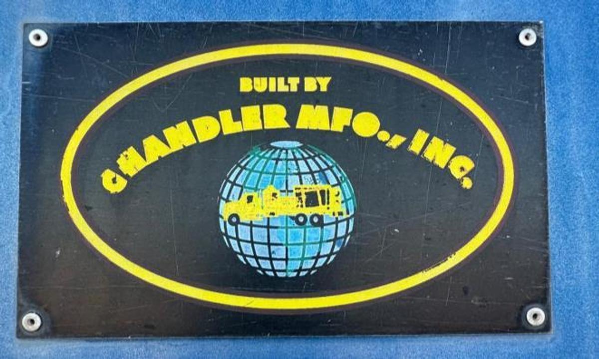 Refurbished 2005 Chandler Hot Oiler Truck