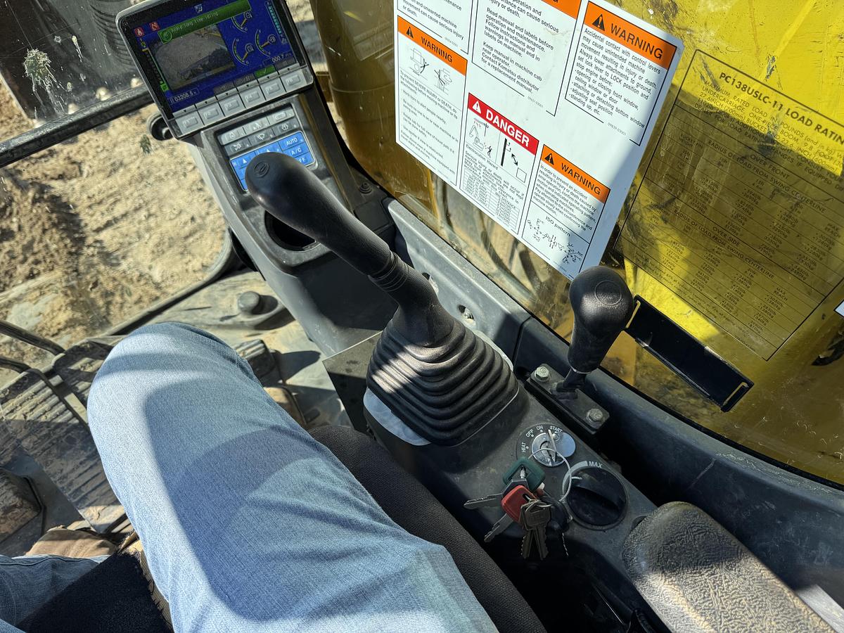 Used 2022 KOMATSU PC138-11