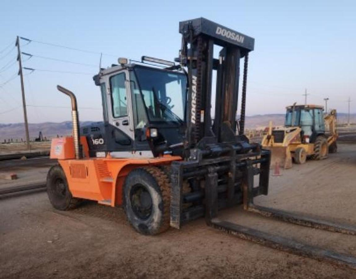 Used 2021 Doosan D160S-7