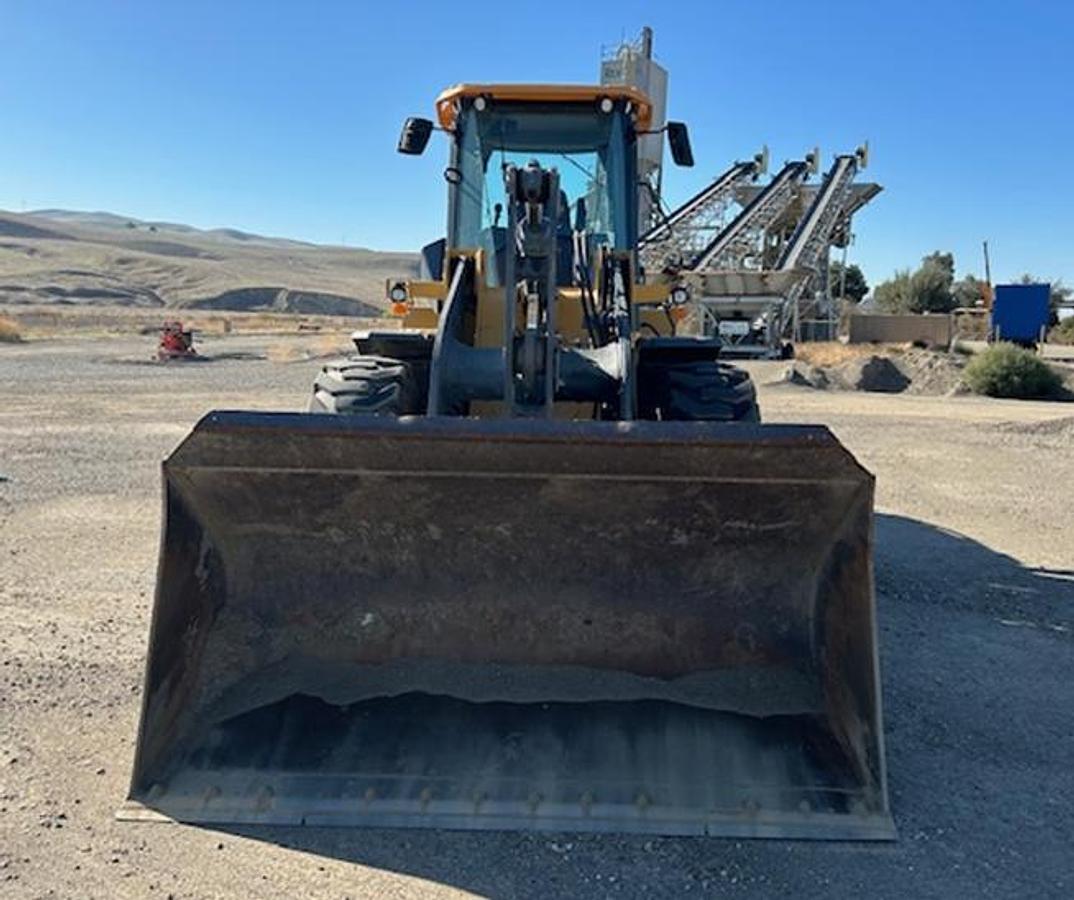 Used 2019 DEERE 544L 3 YARD WHEEL LOADER