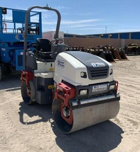 Used Smooth drum roller