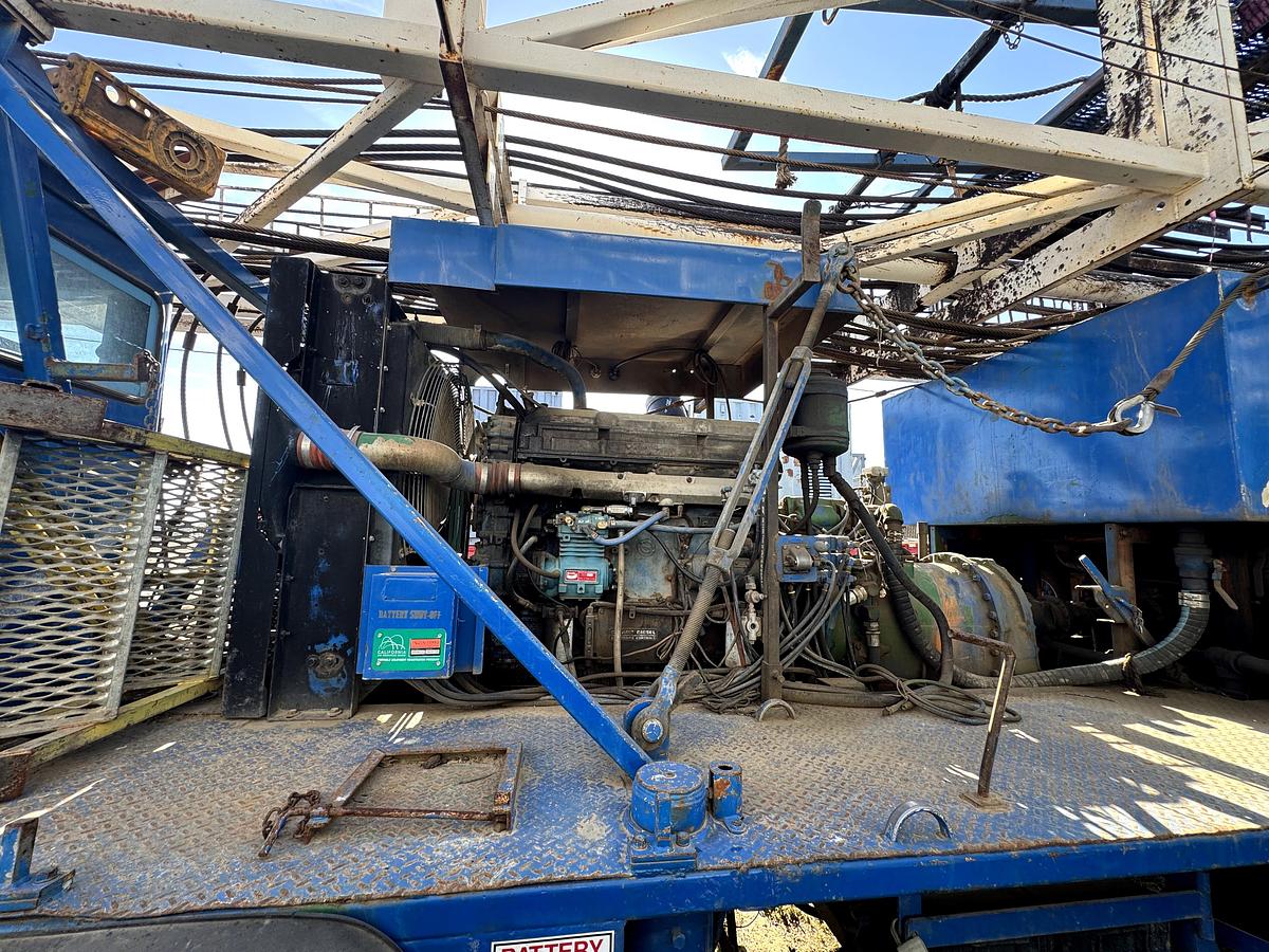 Refurbished 1985 Cooper 350 Workover Rig