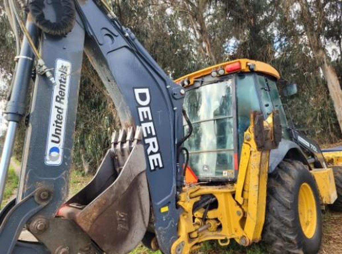 Used John Deere 710L Backhoe