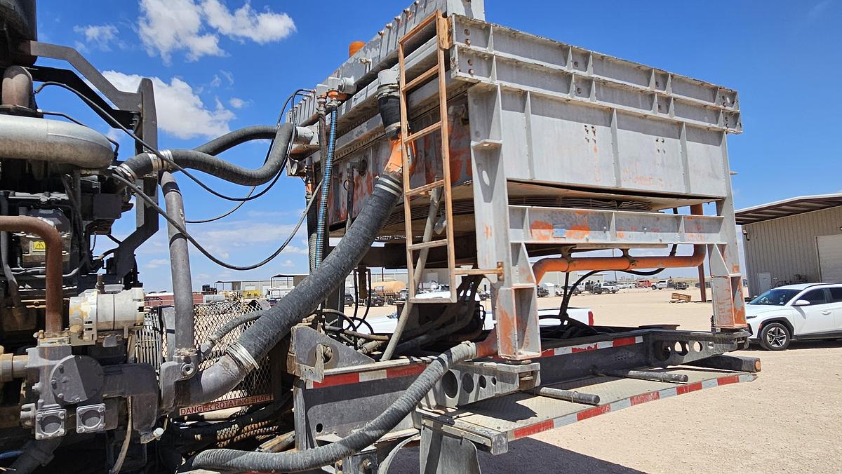 Used 2011 Caterpillar Gardner Denver 2500 Frac Pump