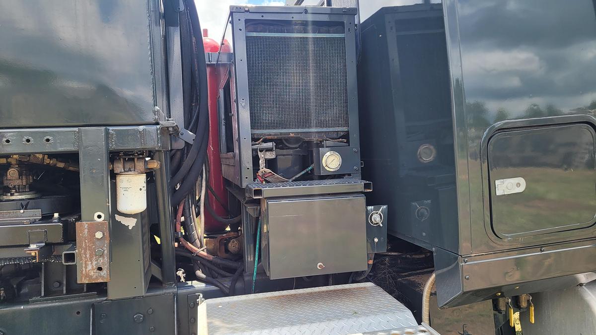 Used 2003 NOV Hydra Rig Coiled Tubing Unit