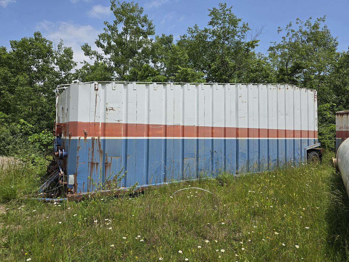 Used Valmont Frac Tanks