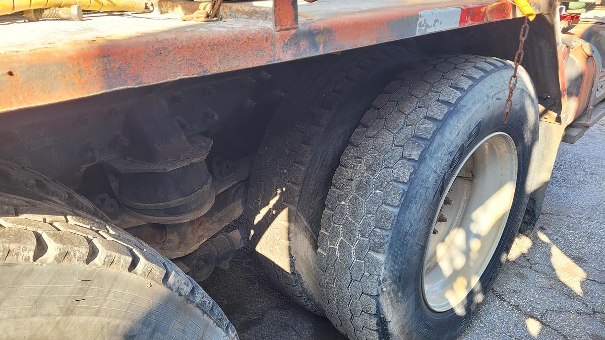 Used 2008 International Cement Pumper