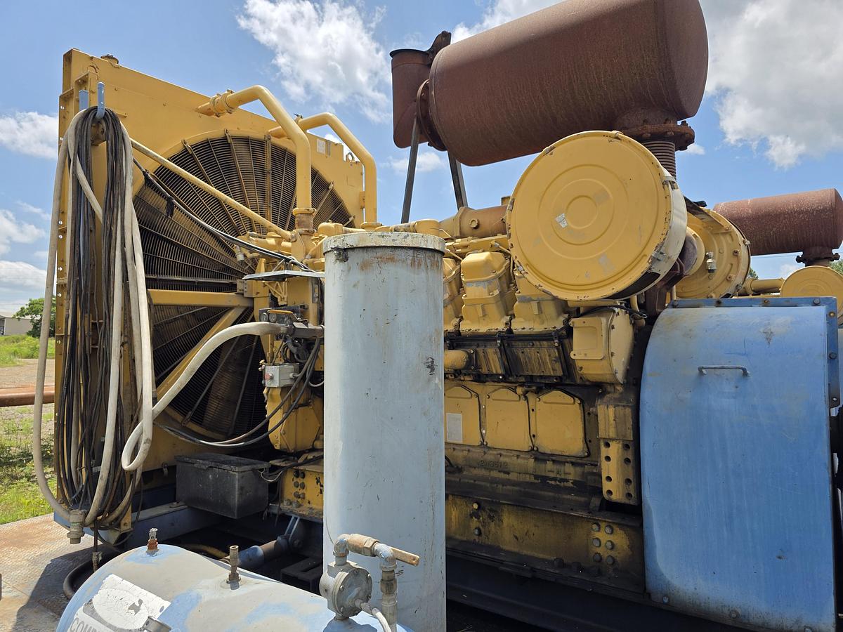Used Skytop Brewster N-46 900 HP Drilling Rig