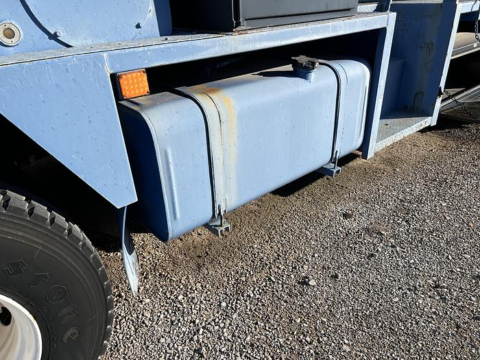 Used 2006 SJ Petro XJ400 Workover Rig