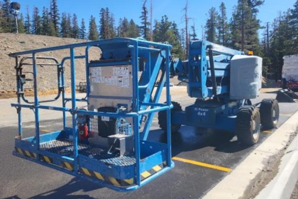 Used Genie 45ft Articulating Boom