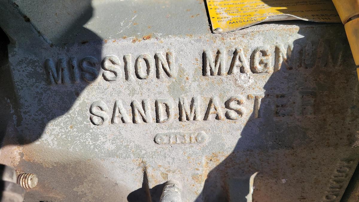 Used 2008 International Cement Pumper