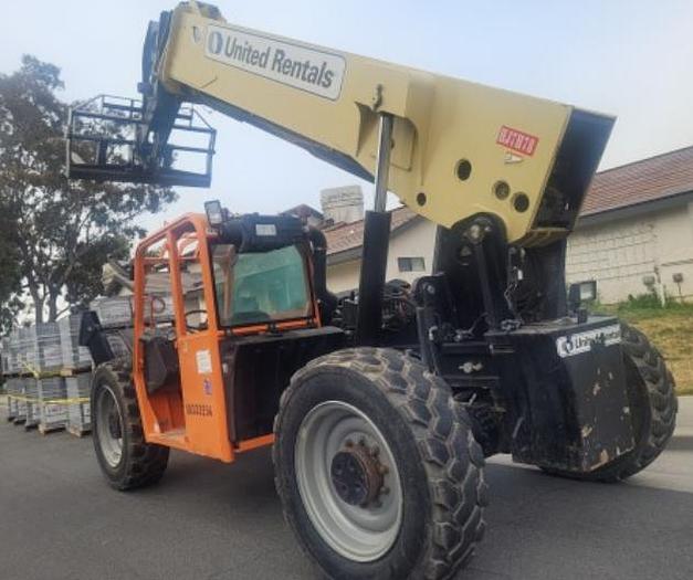 Used 2015 JLG 12k Reach Forklift G12-55A