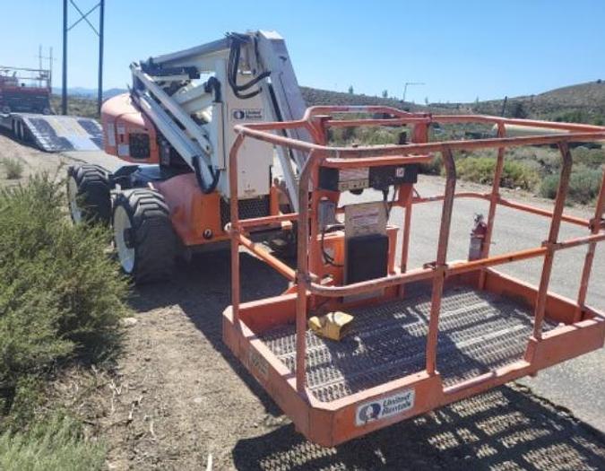 Used 45ft Articulating Boom