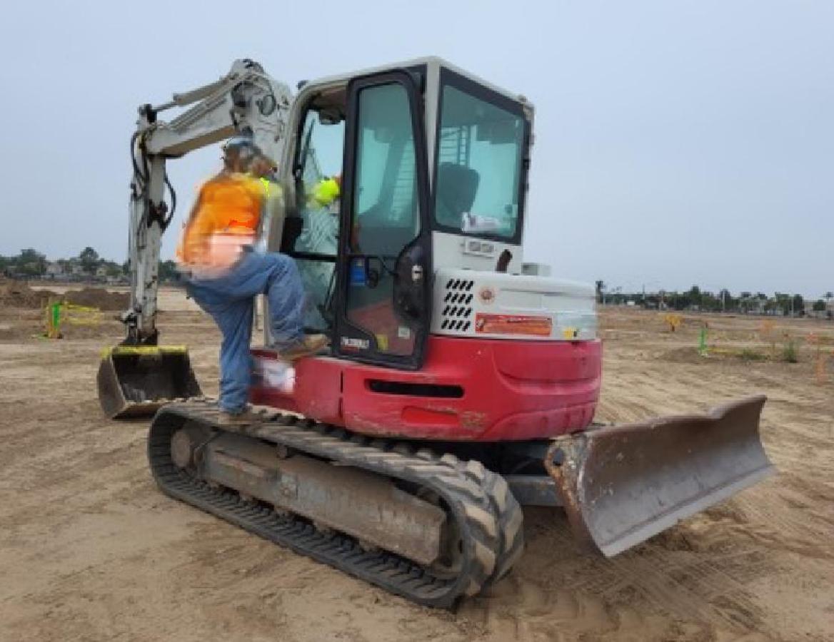 Used 2019 TAKEUCHI TB280FR