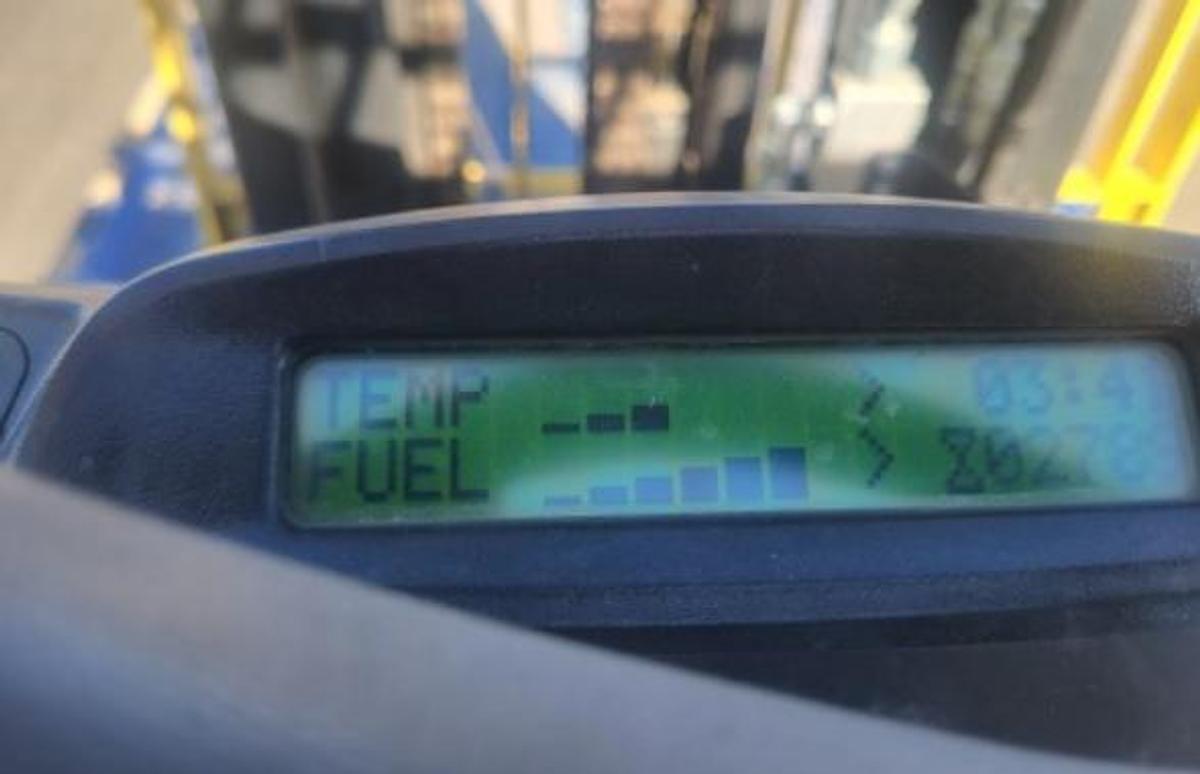 Used Hyster 9K warehouse forklift