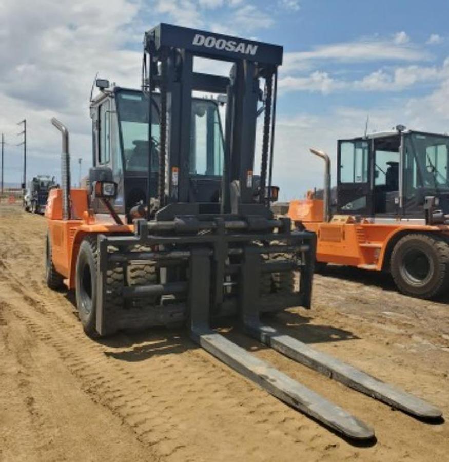 Used 2021 Doosan D160S-7 36K Warehouse forklift