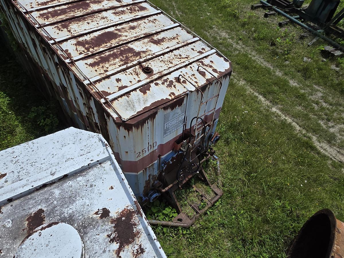 Used Valmont Frac Tanks