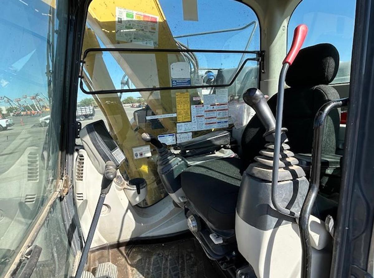 Used 2019 KOBELCO SK210LC-10