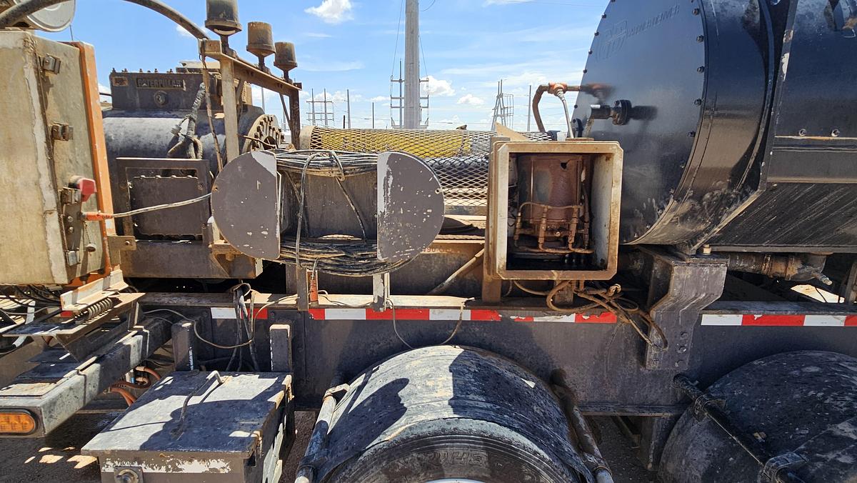 Used 2011 Caterpillar Gardner Denver 2500 Frac Pump