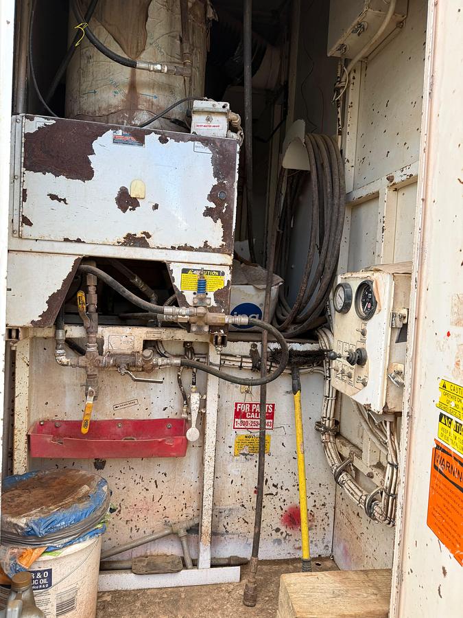 Used 2013 Tornado F4SL Hydro Excavator