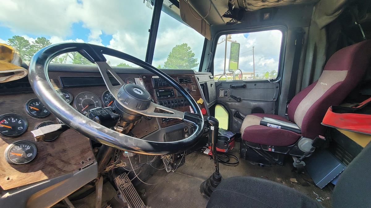 Used 2003 NOV Hydra Rig Coiled Tubing Unit