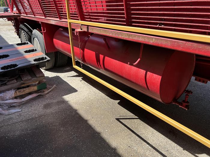 Used 1982 Franks Explorer 300 Carrier