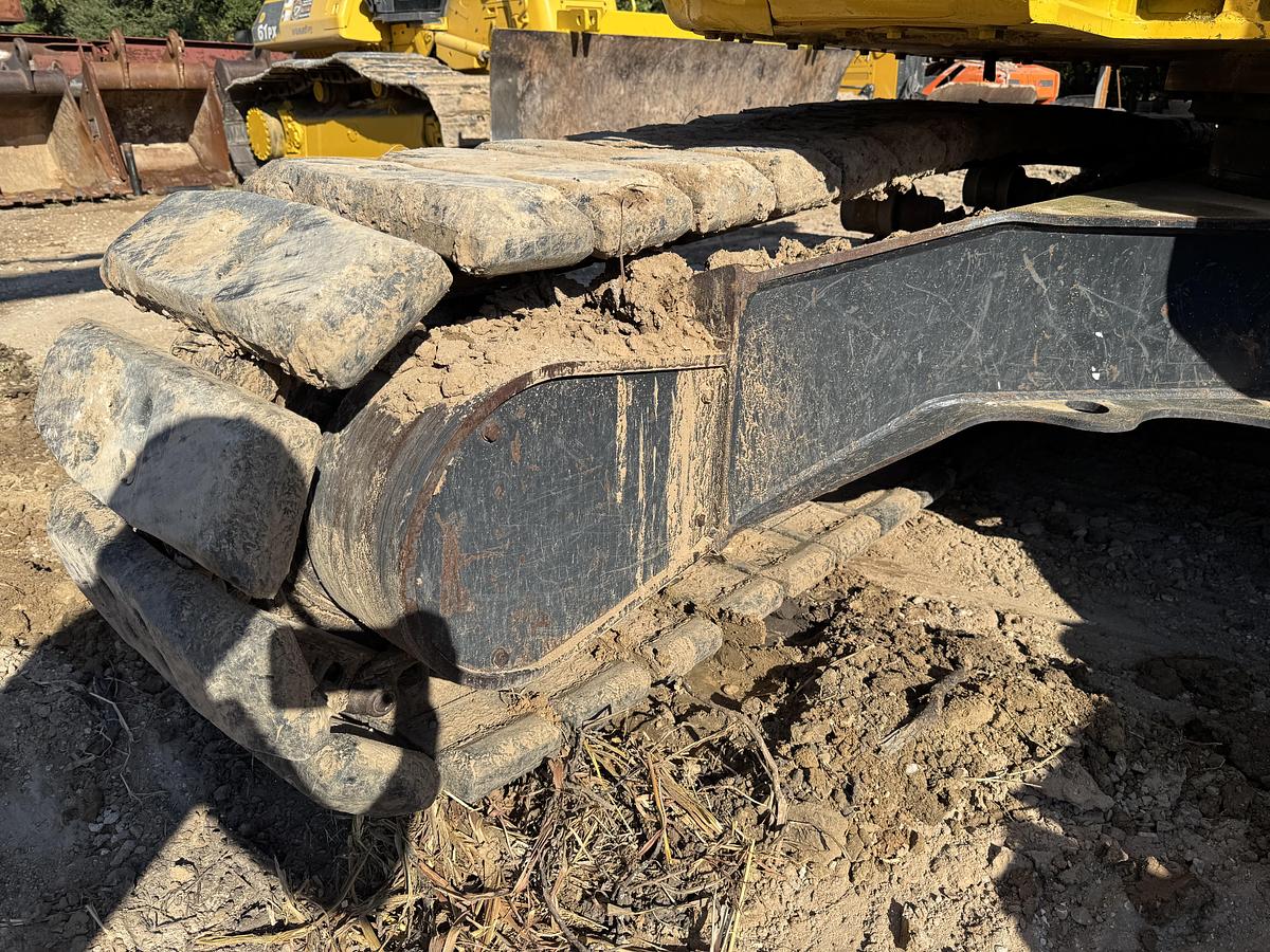 Used 2022 KOMATSU PC138-11