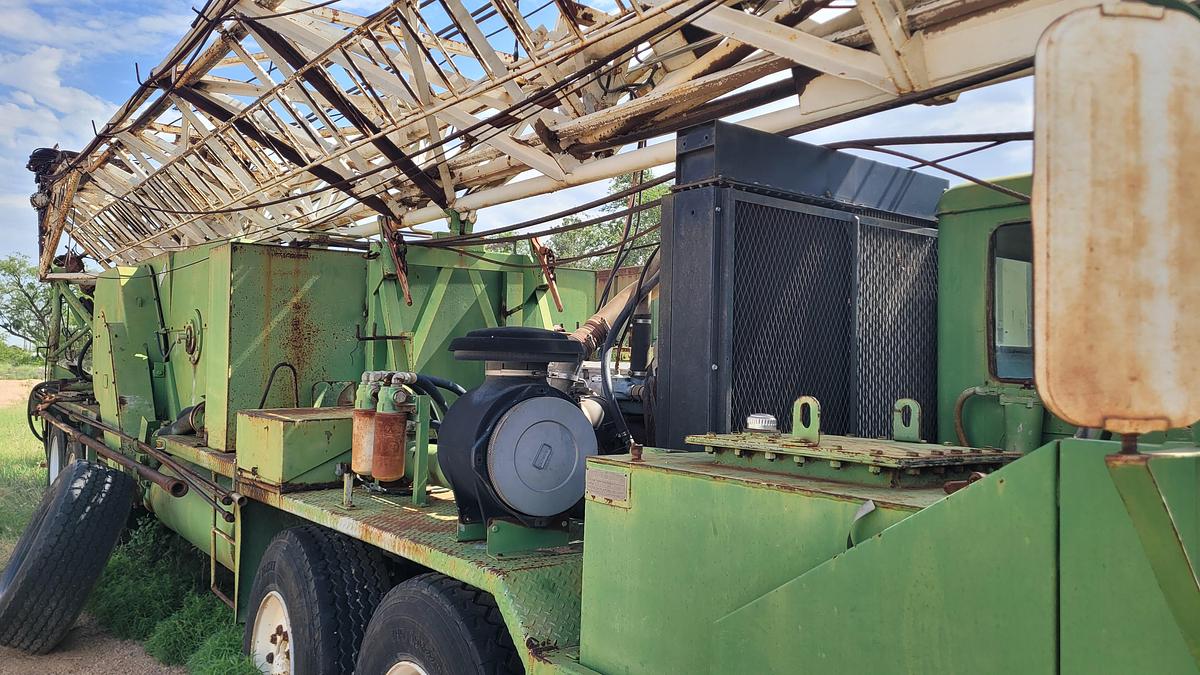 Used 1980 Franks 1287 Workover Rig