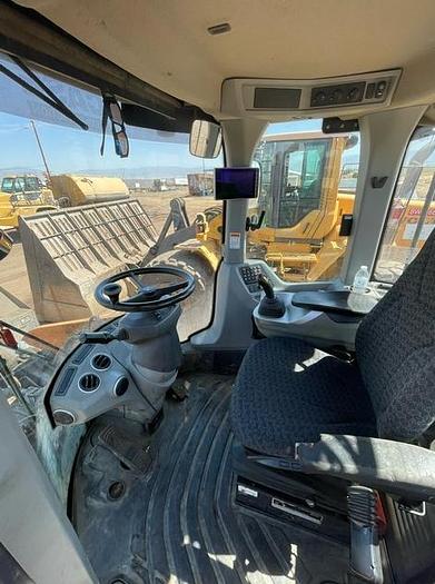 Used Case 821G 4 yard wheel loader