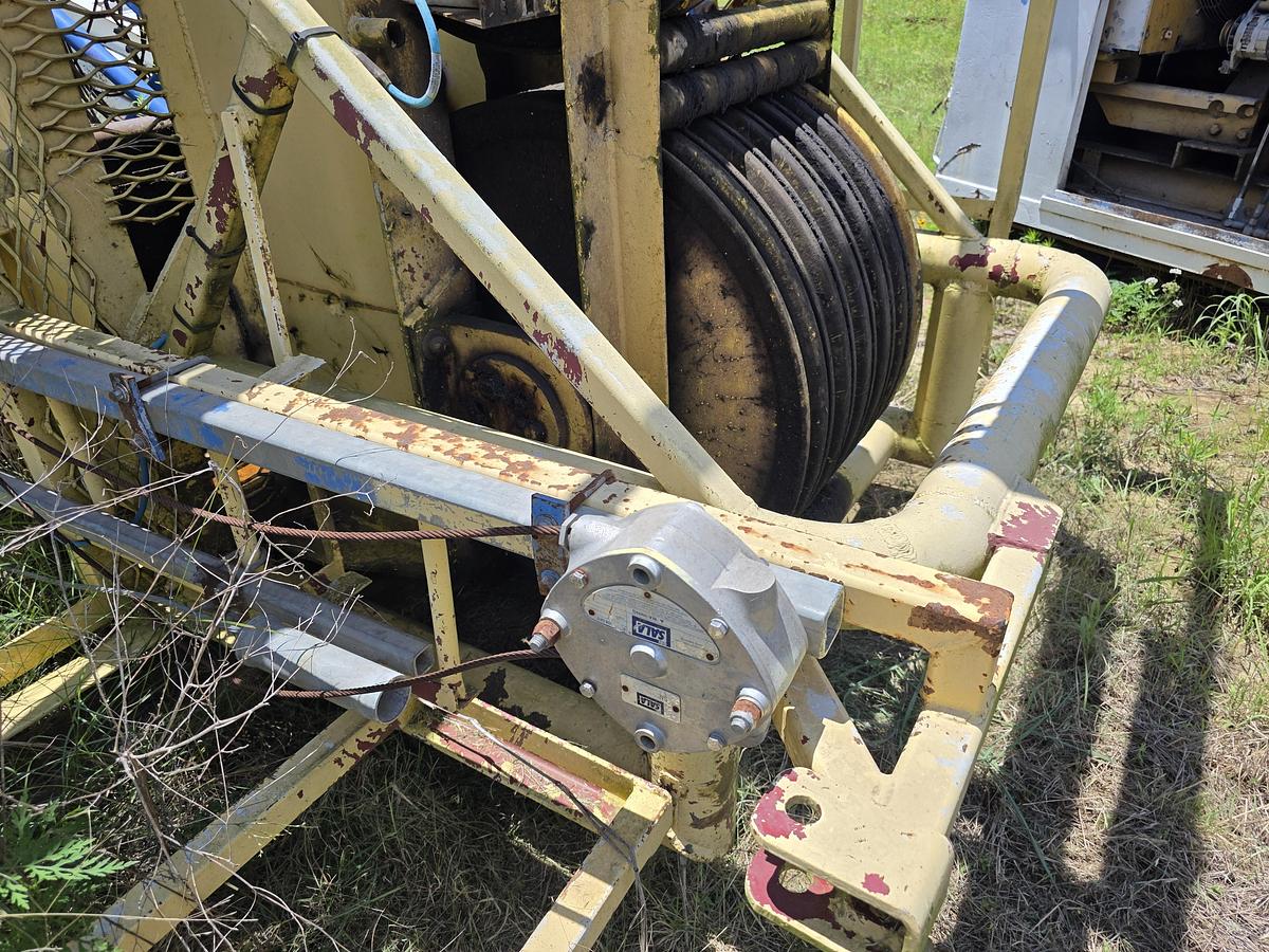 Used Skytop Brewster N-46 900 HP Drilling Rig