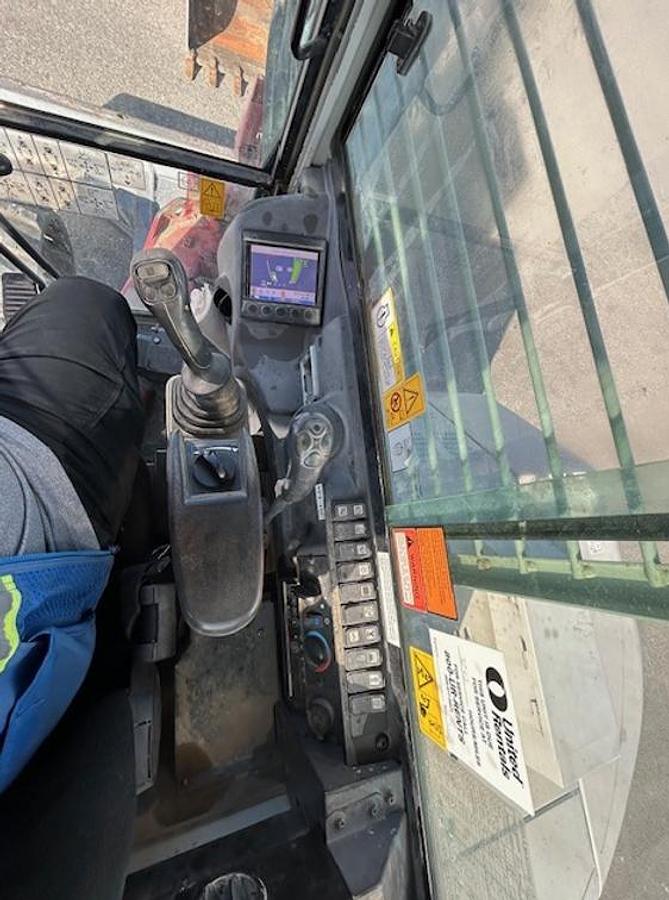 Used 2018 TAKEUCHI TB280FR