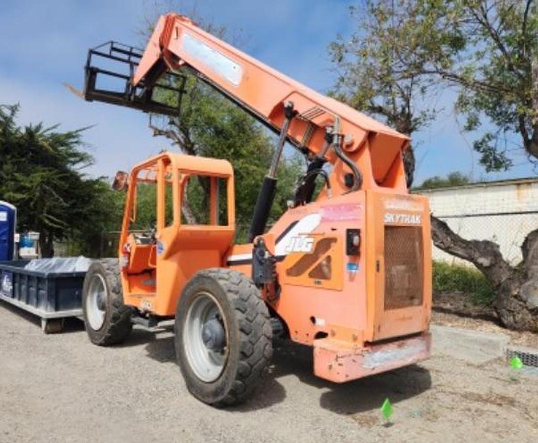 Used 2015 SKY TRAK 6042