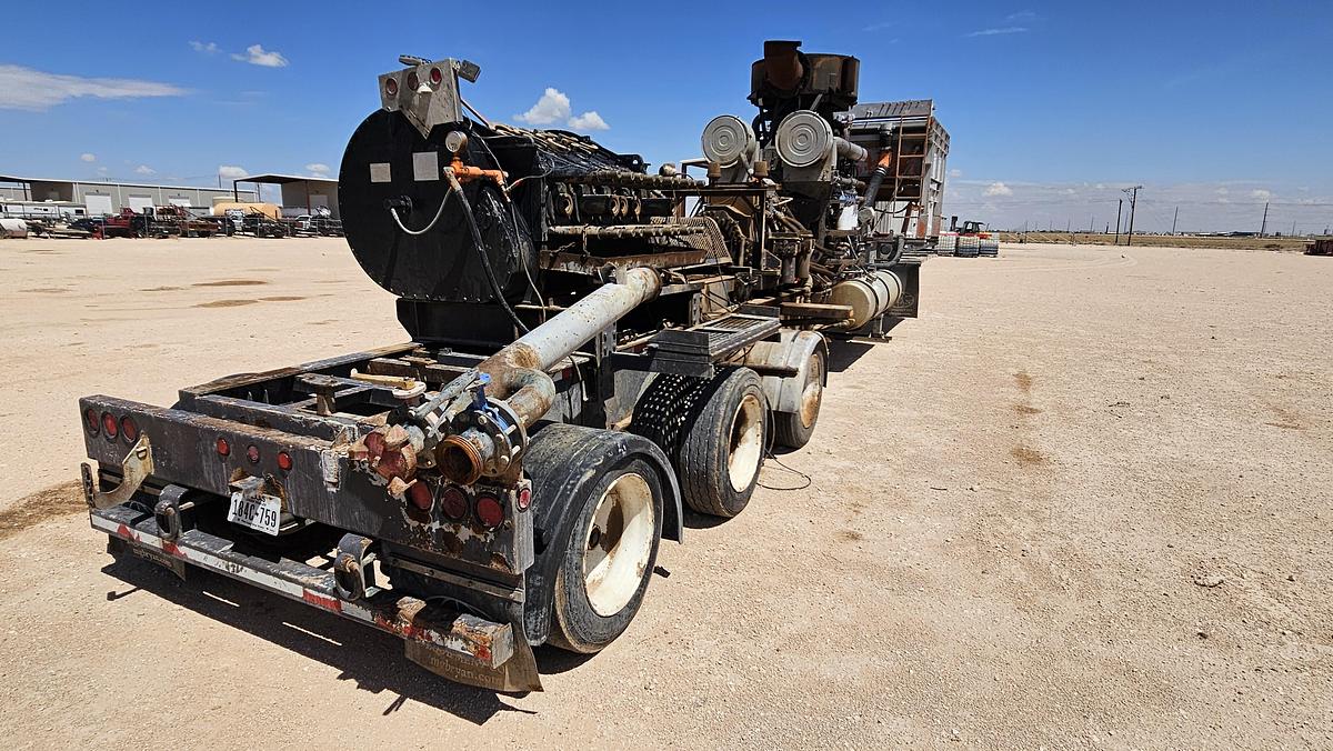 Used 2011 Caterpillar Gardner Denver 2500 Frac Pump