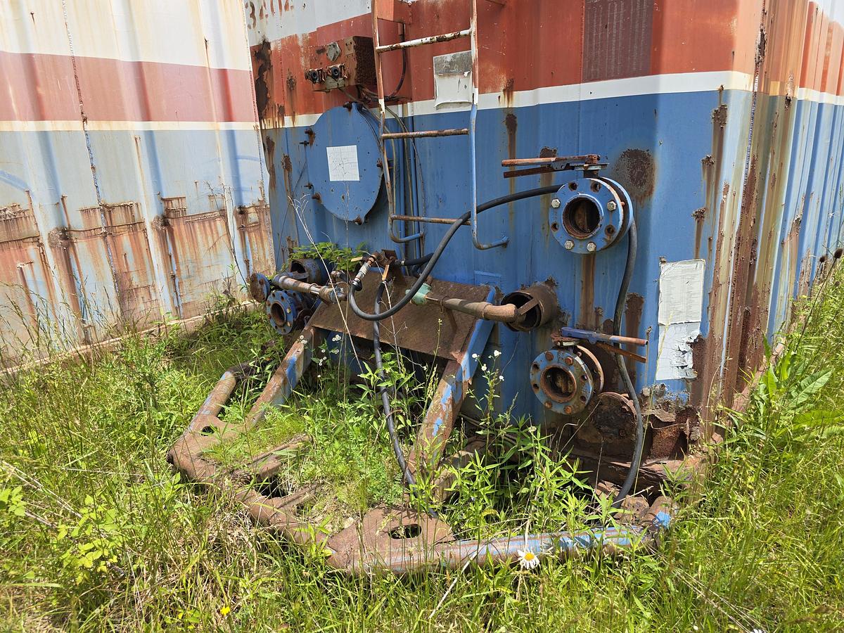 Used Valmont Frac Tanks