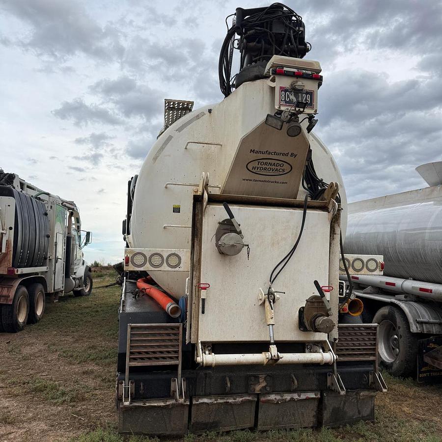 Used 2014 Tornado F4SL Hydro Excavator