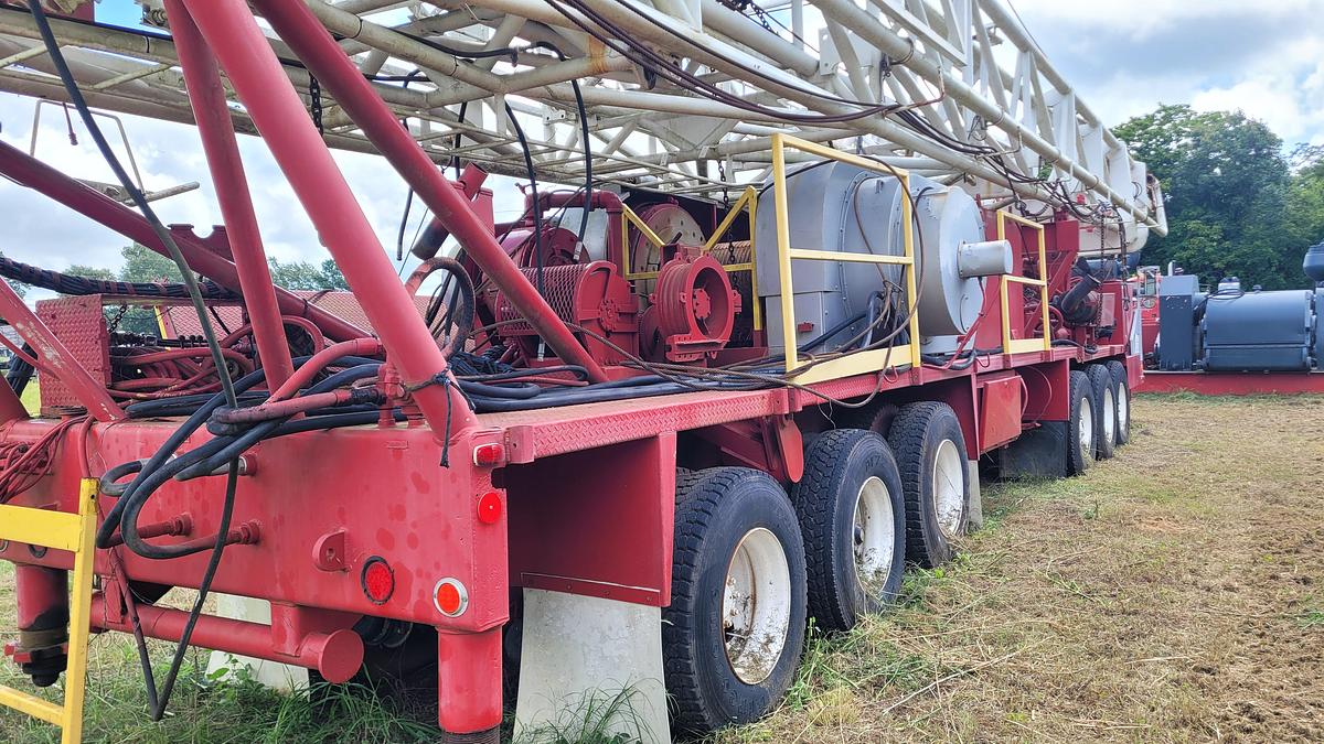 Used 2005 Lanco 750 Workover Rig