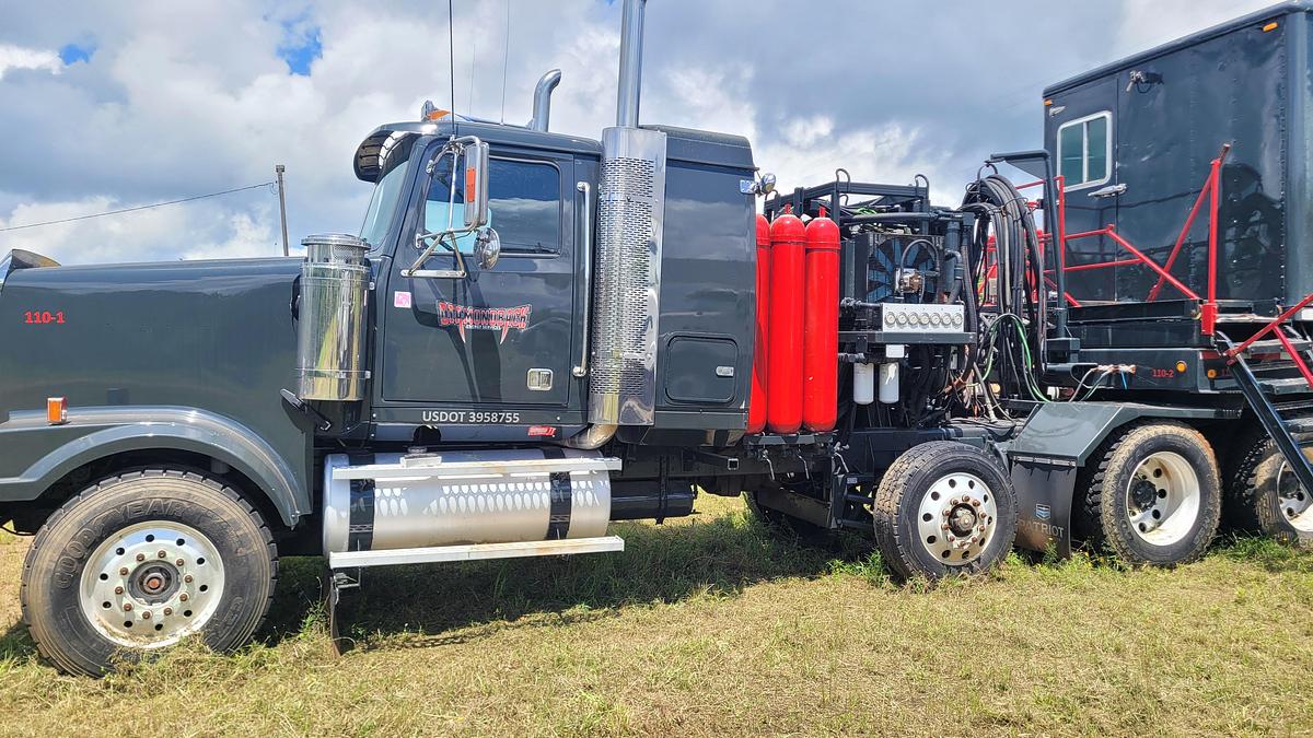 Used 2003 NOV Hydra Rig Coiled Tubing Unit