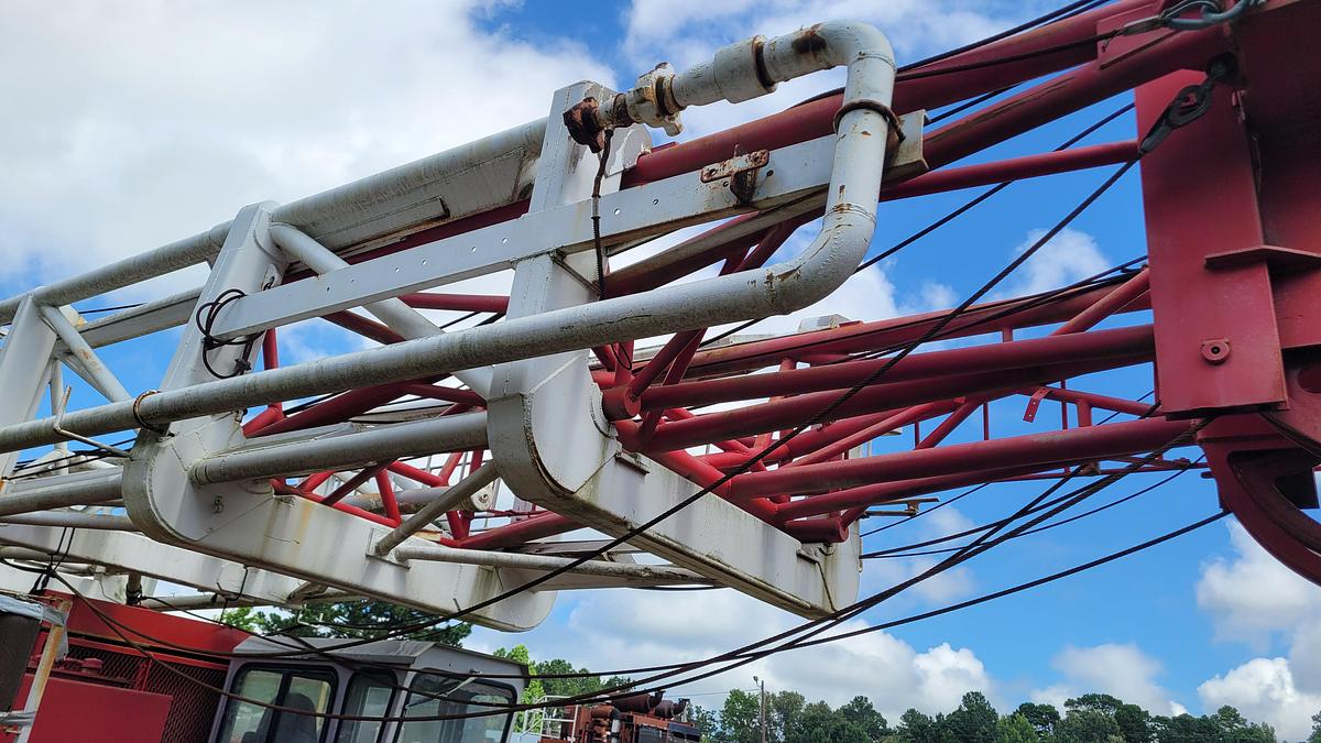 Used 2005 Lanco 750 Workover Rig