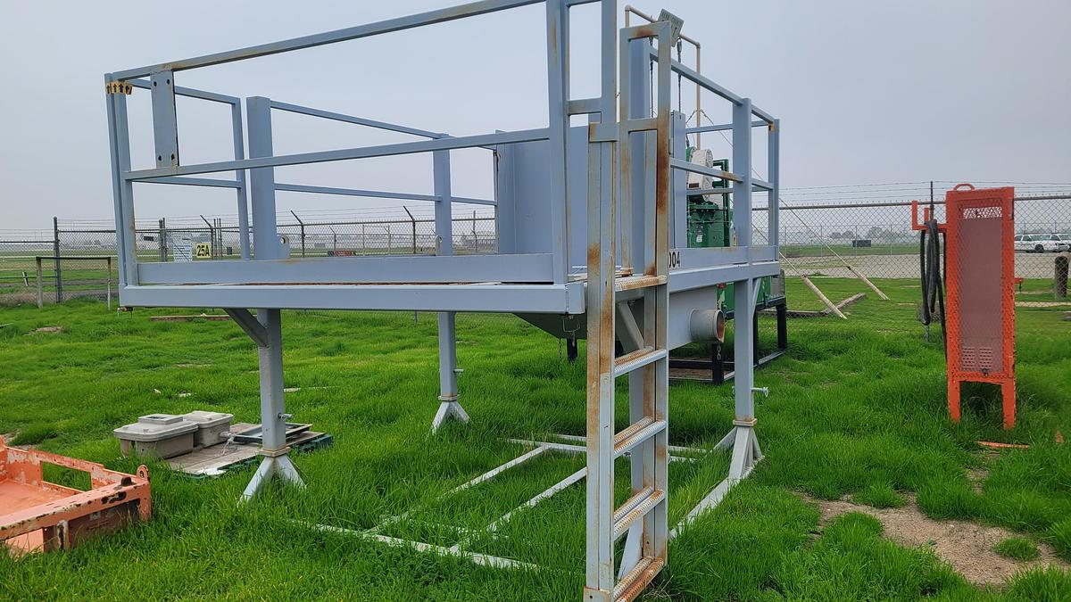 Used MI SWACO Shaker Stand