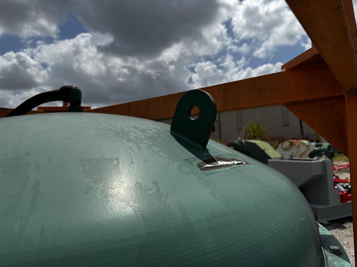 Used Derrick Vacu-Flo 1200 Vacuum Degasser