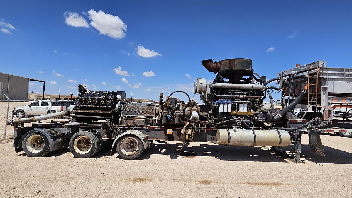 Used 2011 Caterpillar Gardner Denver 2500 Frac Pump