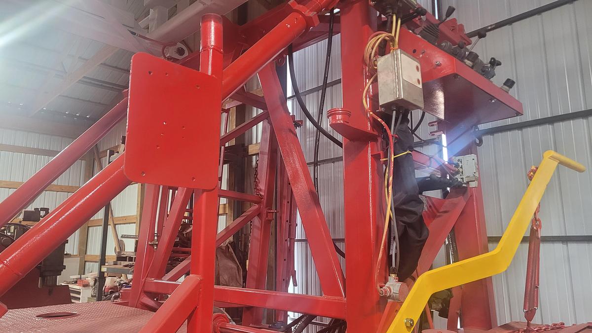 Refurbished Cameron 550 Workover Rig