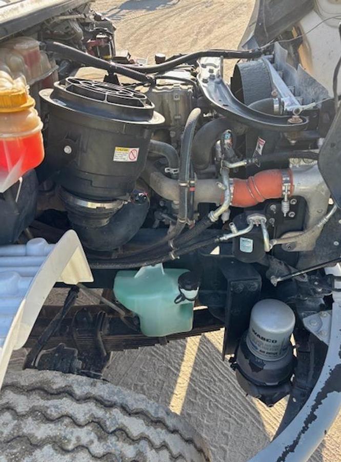 Used 2019 Freightliner 4,000 Gallon water truck