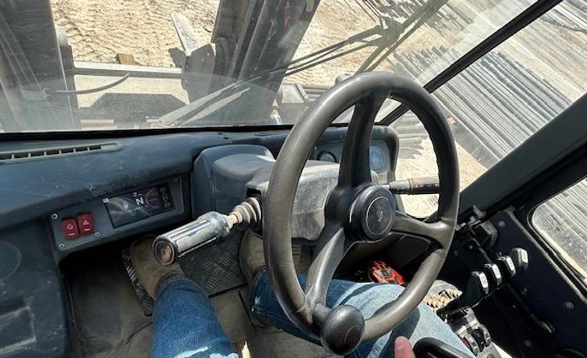 Used 2021 Doosan D140S-7 28,600 Lbs forklift