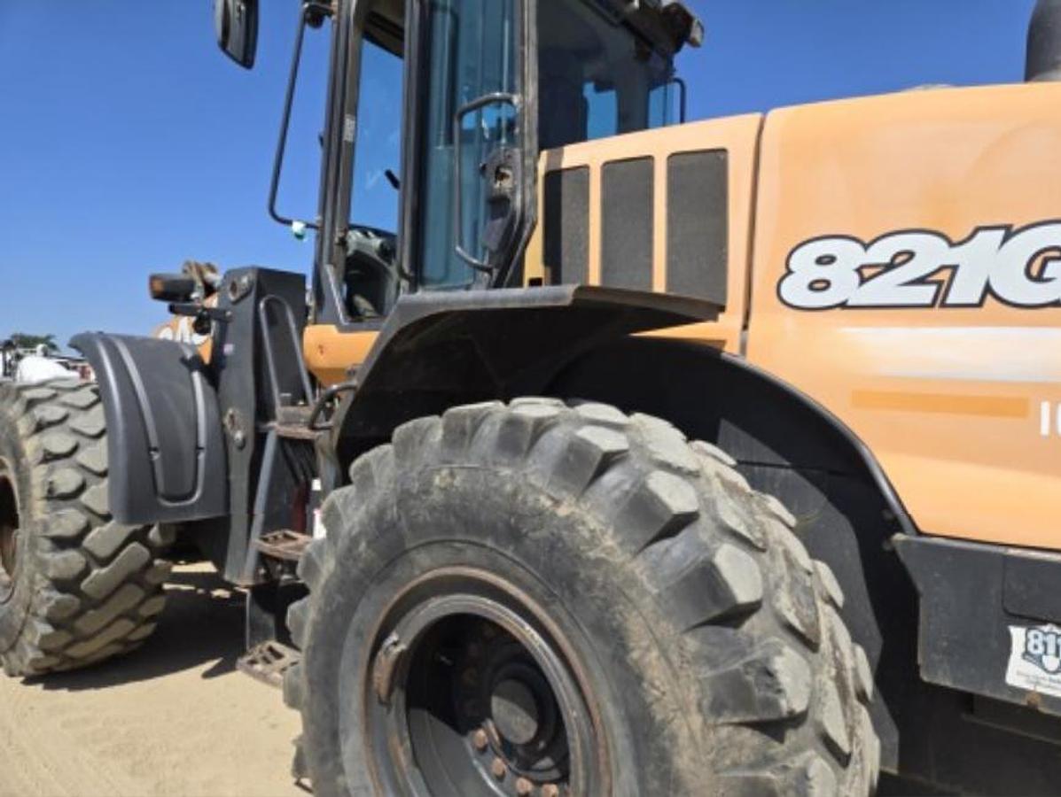 Used Case 821G 4 yard wheel loader