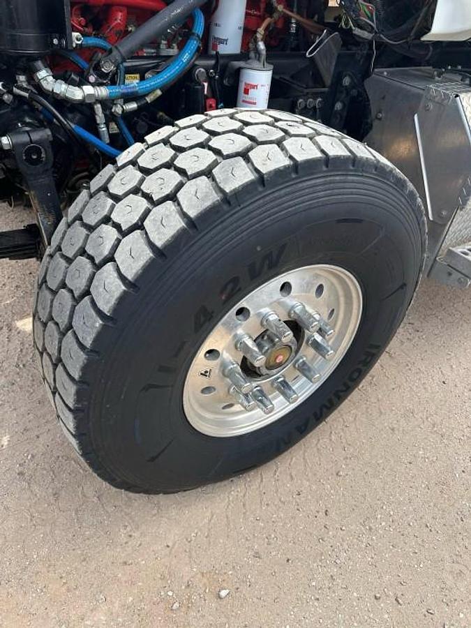 Used 2020 Truvac HXX Vacuum Excavator Truck