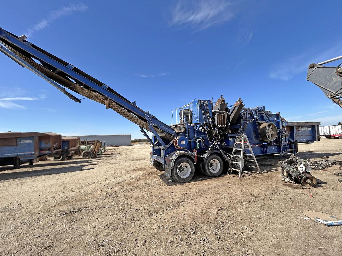 Used 2013 Peterson 6700B Horizontal Grinder
