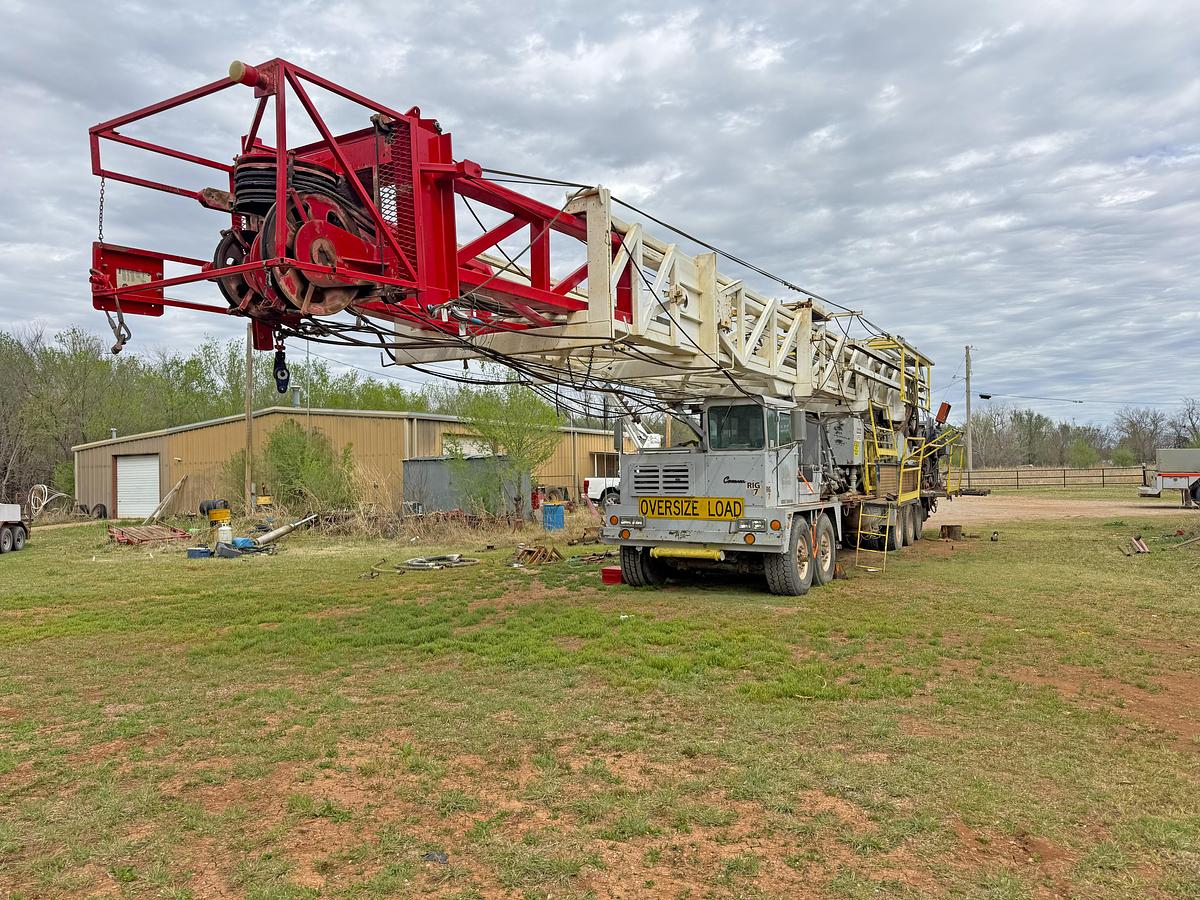 Used 2007 Cameron 550 Workover Rig