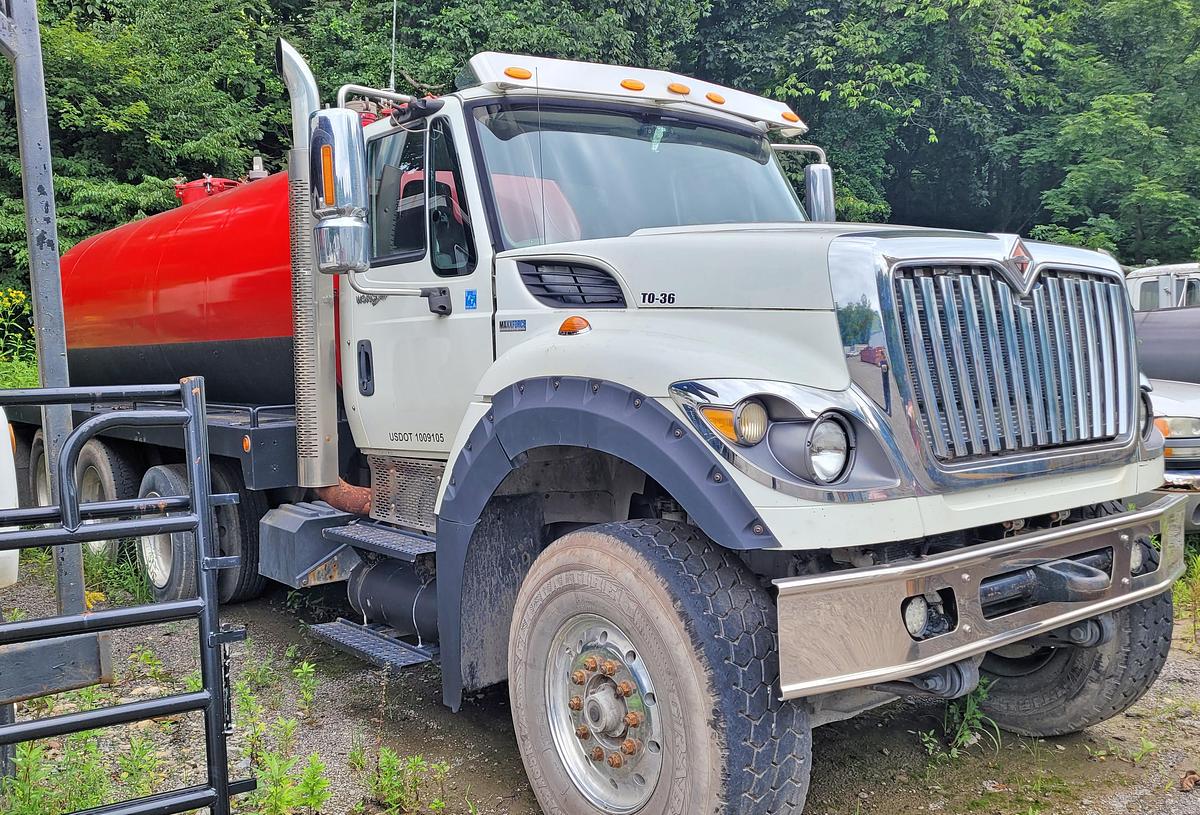 Used 2011 International WorkStar Vacuum Truck