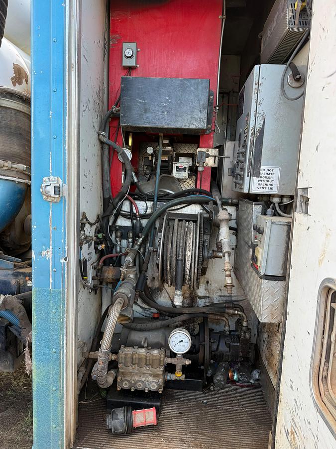 Used 2008 Super Products Mud Dog 1200 Hydro Excavator